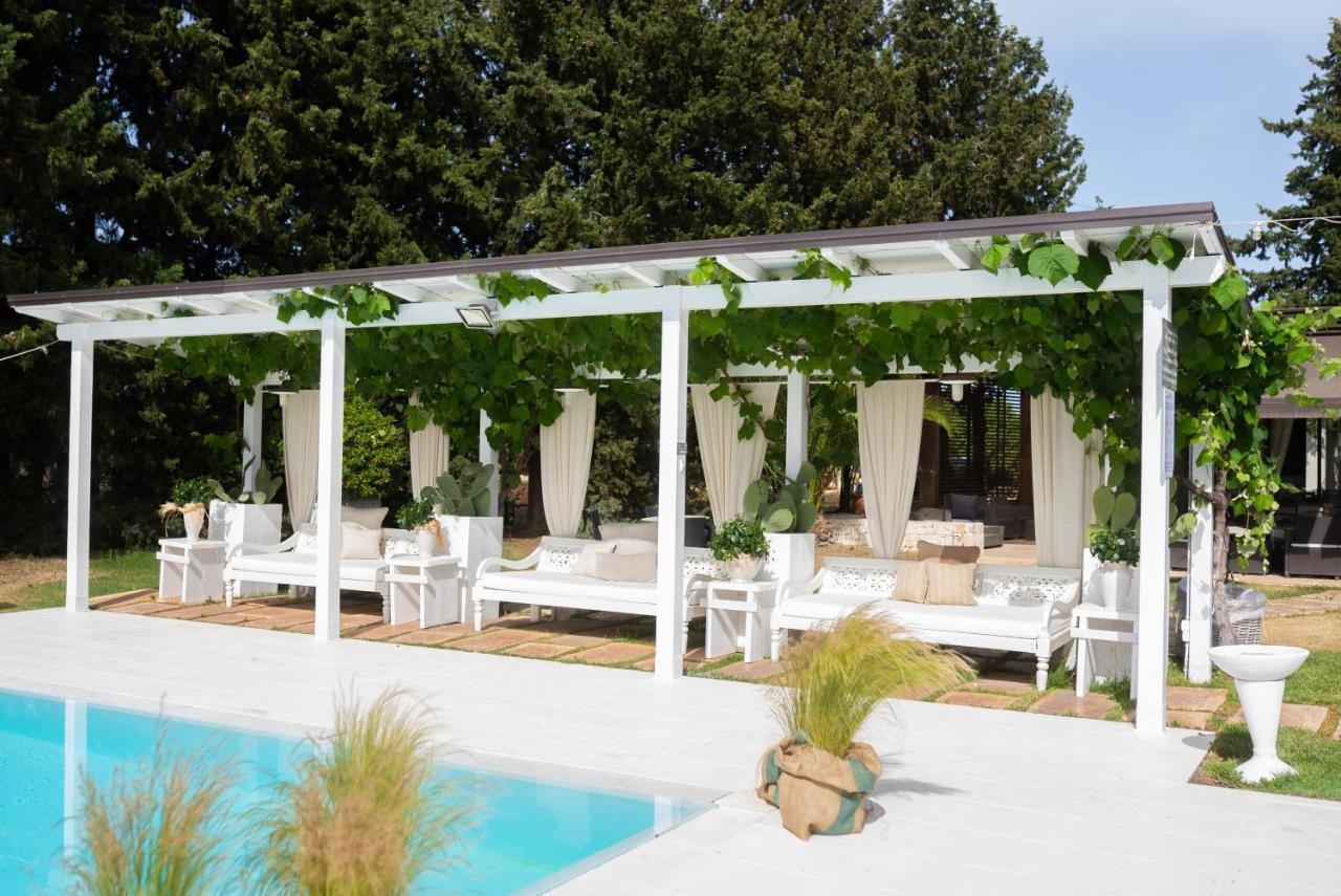 Masseria Montepaolo Dimora Di Charme 孔韦尔萨诺 外观 照片