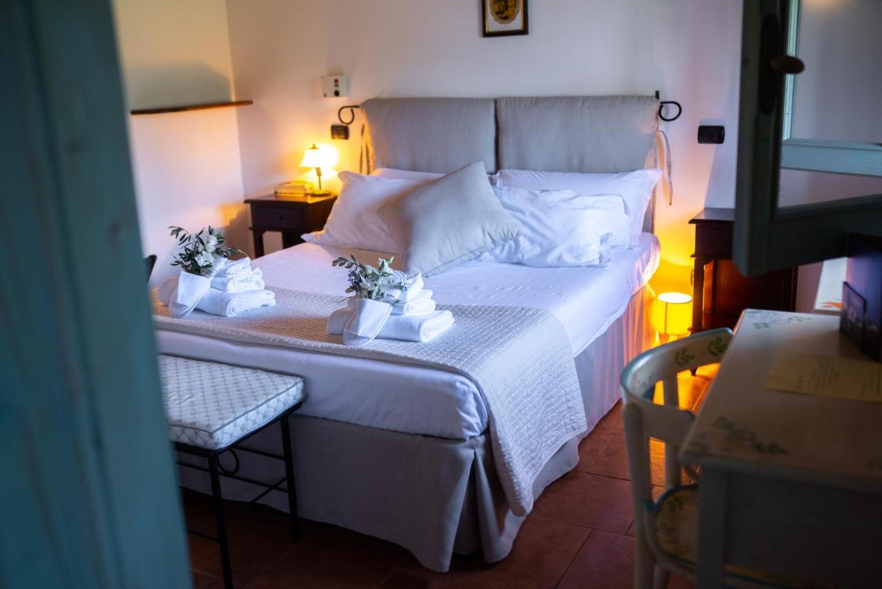 Masseria Montepaolo Dimora Di Charme 孔韦尔萨诺 外观 照片