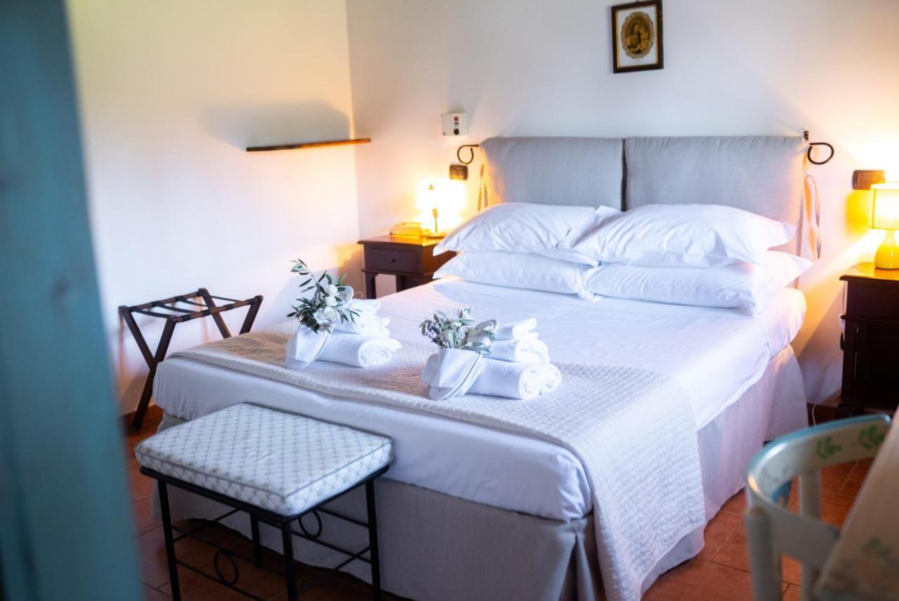 Masseria Montepaolo Dimora Di Charme 孔韦尔萨诺 外观 照片