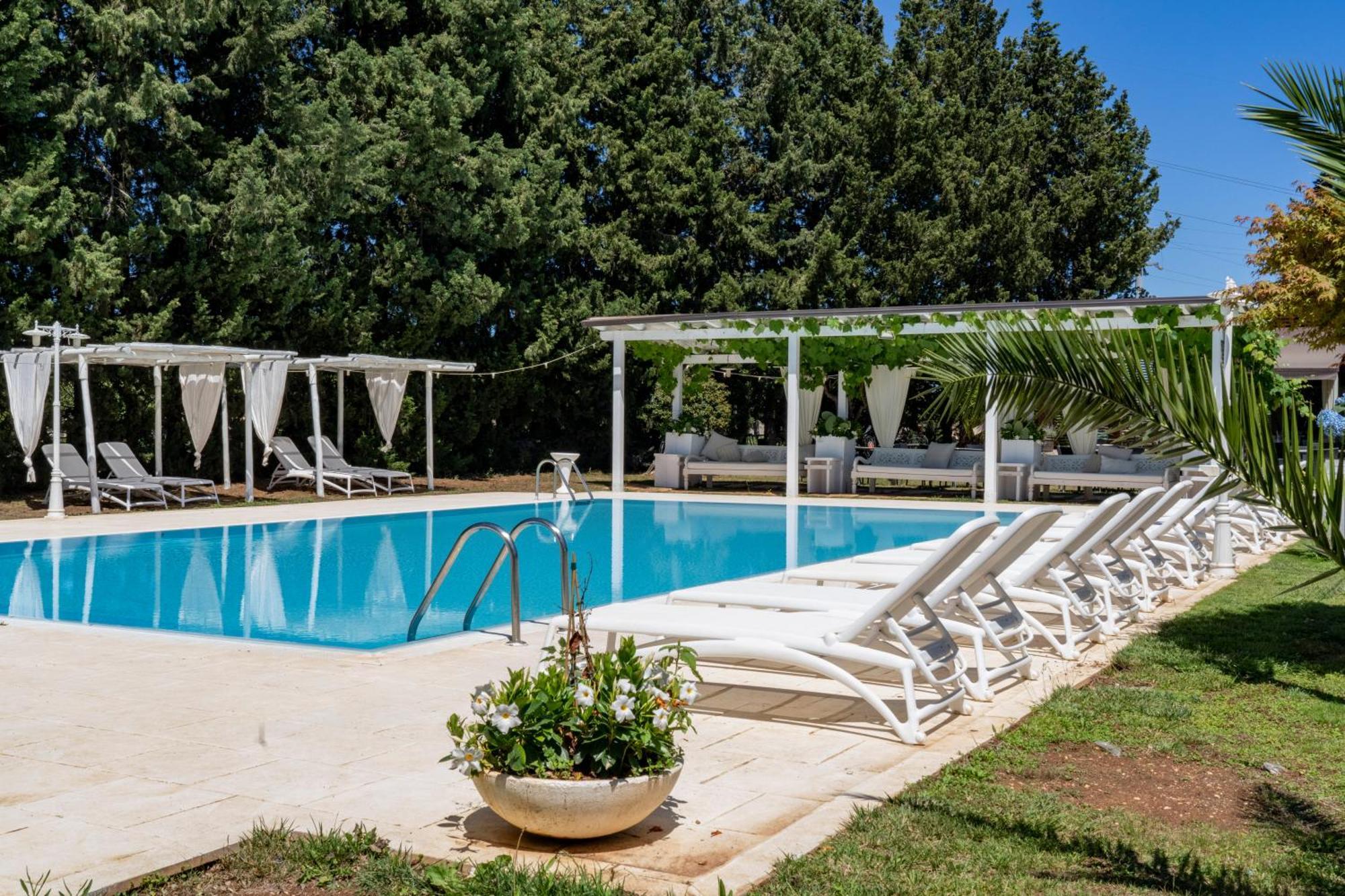 Masseria Montepaolo Dimora Di Charme 孔韦尔萨诺 外观 照片